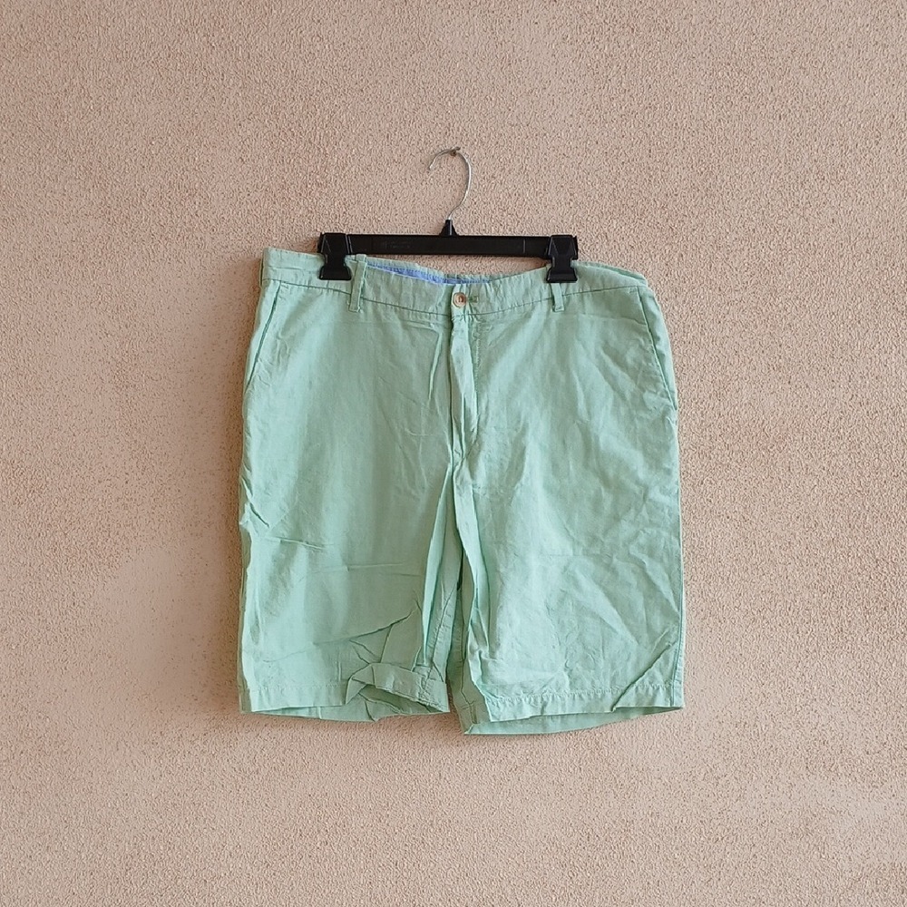 Izod Green Flat Front Casual Shorts